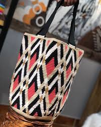 Mochilón decorativo con gaza